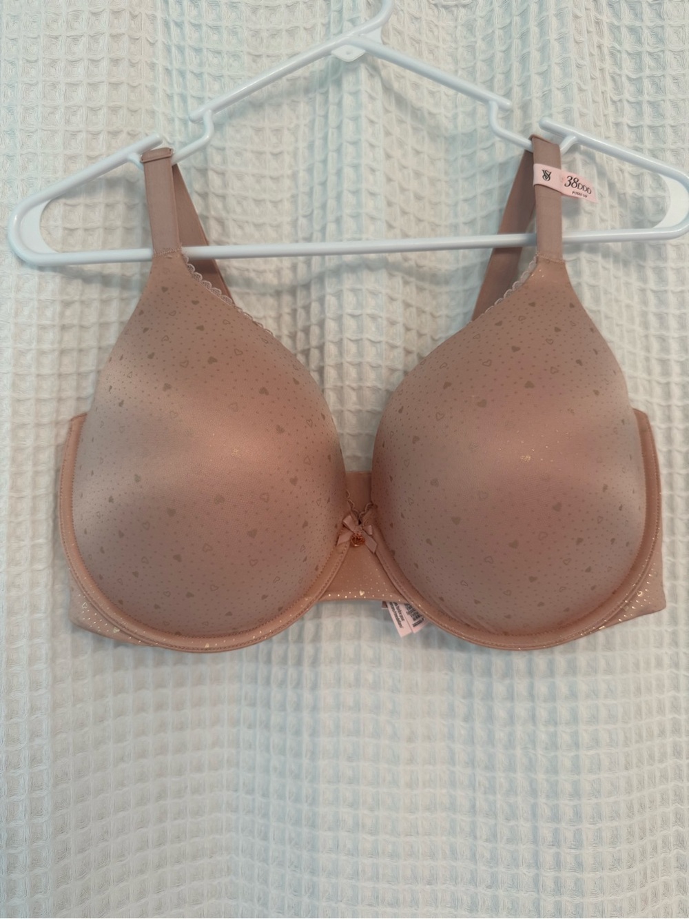 Body by Victoria Seamless Nude Push Up T-Shirt Bra Print Size 38DDD NWT